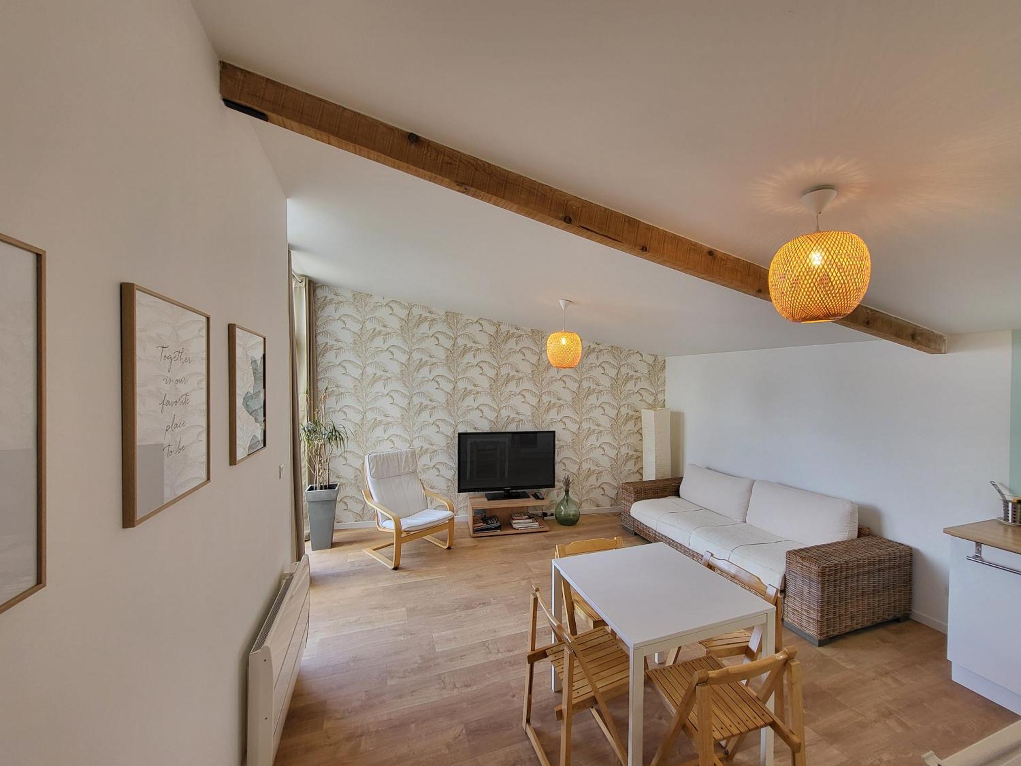 Apartment Cosy Et Spacieux *